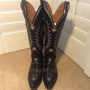 Miron Crosby hand made in TX, size 8 Sita